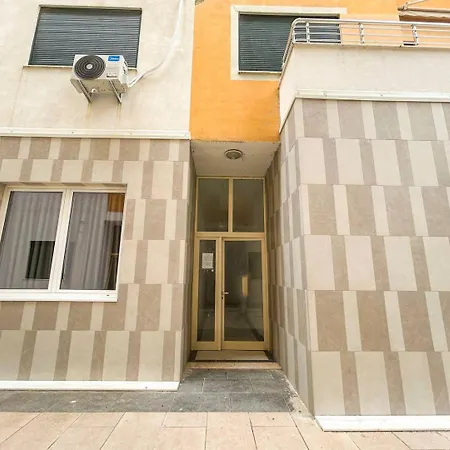 602 Barbora Teuta גולם